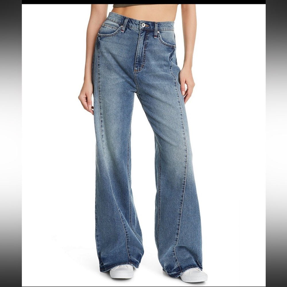 Frayed Seamed Wide Legs Stylish Women's Jeans